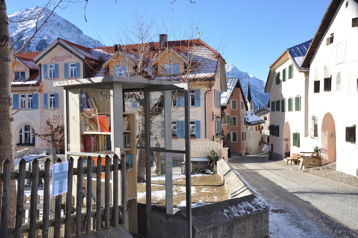 The Cabina in front of the hotel Meisser